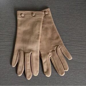 Elegant Tan Women's Gloves